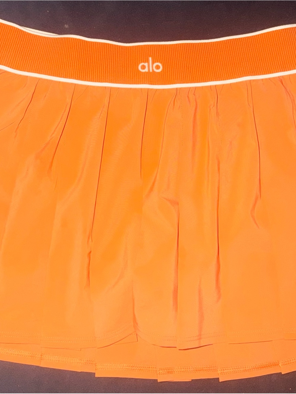 Alo Low-Rise Amp It Up Tennis Skirt limited color Orange Women's NEVER WORN